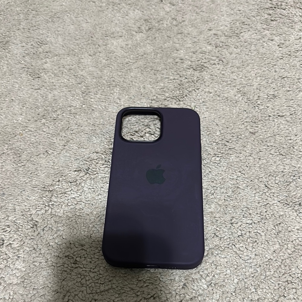 Apple iPhone 14 Pro Max Purple Case